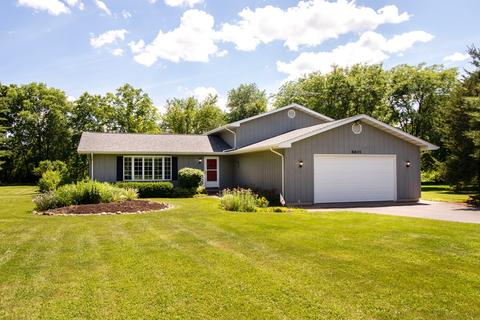 6601 Chickaloon Dr, Mchenry, IL 60050 photo 1