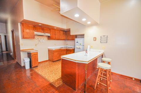611 E 50th Pl, Chicago, IL 60615 photo 5