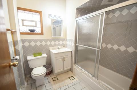 611 E 50th Pl, Chicago, IL 60615 photo 19