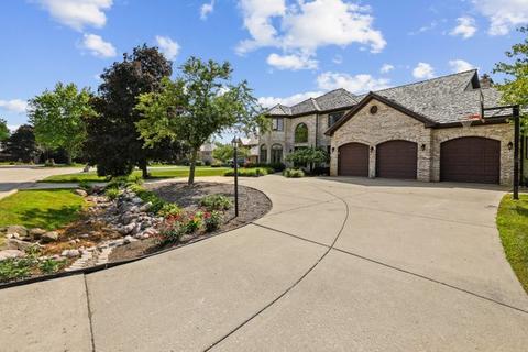 1600 Far Hills Dr, Bartlett, IL 60103 photo 48
