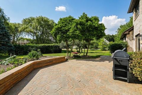 1600 Far Hills Dr, Bartlett, IL 60103 photo 41