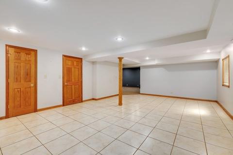 1600 Far Hills Dr, Bartlett, IL 60103 photo 36