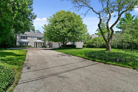77 Maple Hill Rd, Glencoe, IL 60022 photo 2