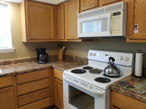 1354 E Washington St #101, Des Plaines, IL 60016 photo 6