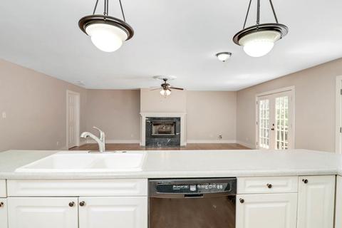 411 Elm St, Le Roy, IL 61752 photo 18