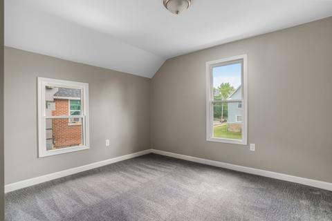 272 Beach St, Aurora, IL 60505 photo 17