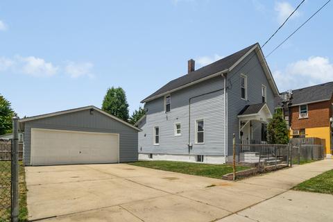 272 Beach St, Aurora, IL 60505 photo 2