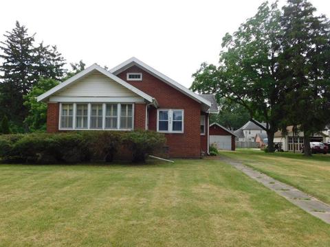 309 E Chippewa St, Dwight, IL 60420 photo 2
