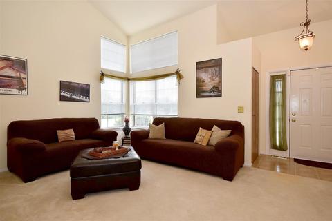 487 Harvard Ln, Bartlett, IL 60103 photo 3