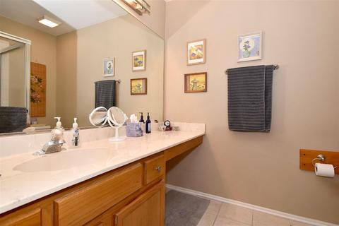 487 Harvard Ln, Bartlett, IL 60103 photo 12