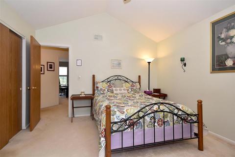 487 Harvard Ln, Bartlett, IL 60103 photo 9