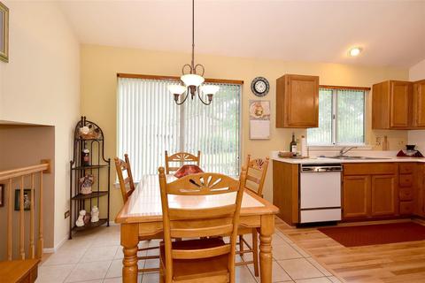 487 Harvard Ln, Bartlett, IL 60103 photo 6