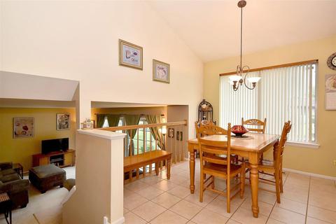 487 Harvard Ln, Bartlett, IL 60103 photo 7