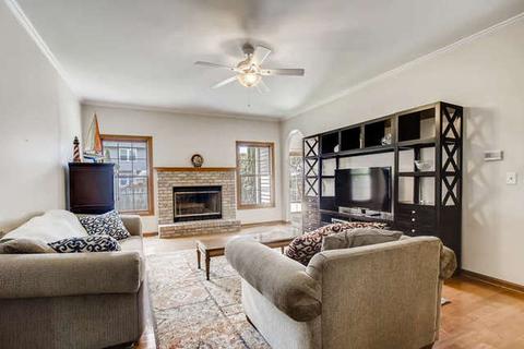 730 Butternut Ln, Elgin, IL 60123 photo 3