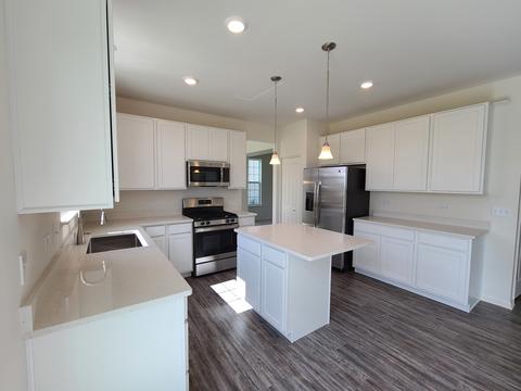 6719 Galway Dr, Mchenry, IL 60050 photo 4