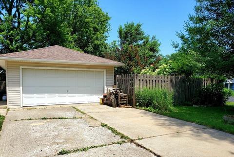 2919 Cardinal Dr, Rolling Meadows, IL 60008 photo 4
