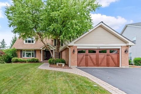 440 Flora Dr, Algonquin, IL 60102 photo 2