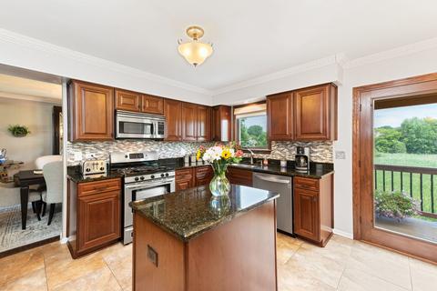 440 Flora Dr, Algonquin, IL 60102 photo 18