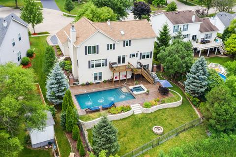 440 Flora Dr, Algonquin, IL 60102 photo 4