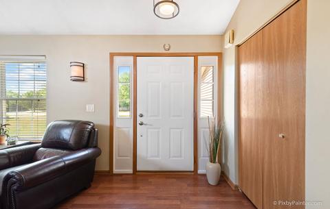 1349 Paddock Pl, Bartlett, IL 60103 photo 3