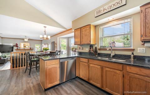 1349 Paddock Pl, Bartlett, IL 60103 photo 10