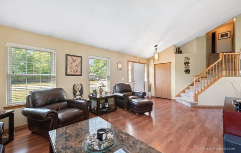 1349 Paddock Pl, Bartlett, IL 60103 photo 4