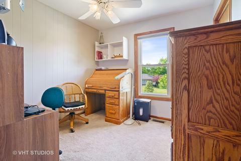 1085 Mayfield Ln, Hoffman Estates, IL 60169 photo 6