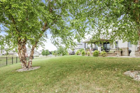 6 Emerald Crest Ct, Bloomington, IL 61705 photo 12