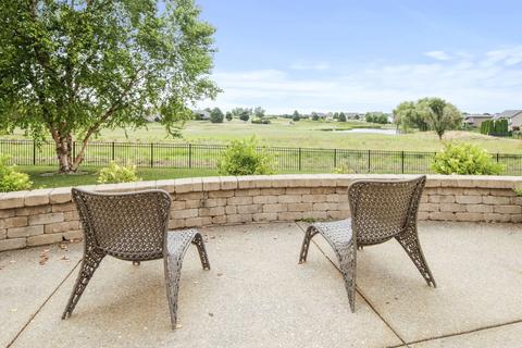 6 Emerald Crest Ct, Bloomington, IL 61705 photo 7