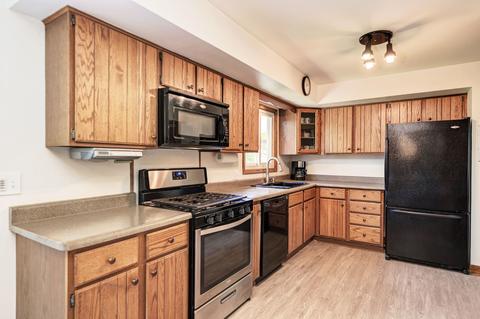 109 S Mill Rd, Addison, IL 60101 photo 12