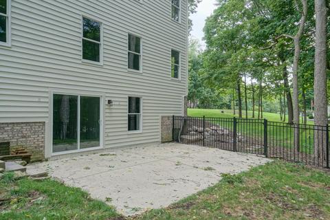 13809 Shelby Ct, Bloomington, IL 61705 photo 9