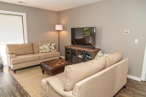 690 Thorntree Ct #C2, Bartlett, IL 60103 photo 4