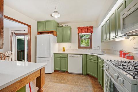 1504 Wilson Ave, Wheaton, IL 60189 photo 3