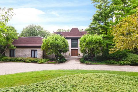 7 Rockgate Ln, Glencoe, IL 60022 photo 2