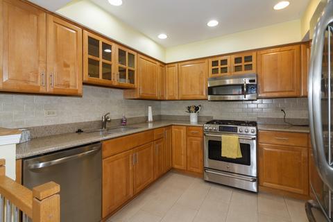 125 Westhampton Ct, Aurora, IL 60504 photo 9