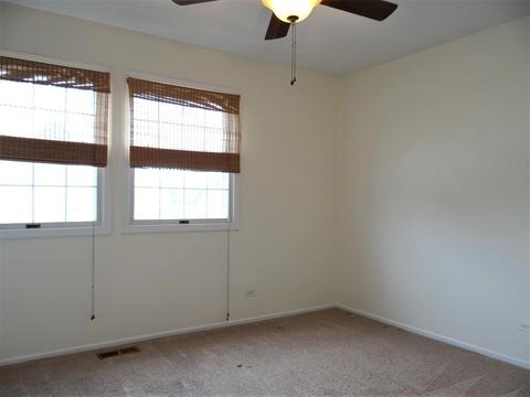 125 Westhampton Ct, Aurora, IL 60504 photo 17