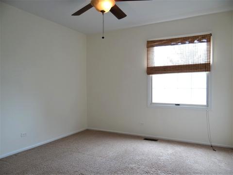 125 Westhampton Ct, Aurora, IL 60504 photo 19
