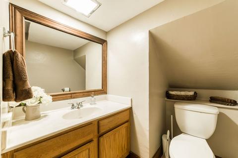 715 Illinois Ave, Elgin, IL 60120 photo 20
