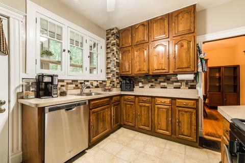 715 Illinois Ave, Elgin, IL 60120 photo 17