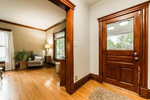 715 Illinois Ave, Elgin, IL 60120 photo 8