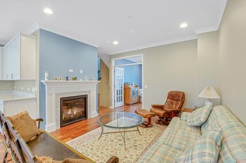 504 Lexington Ln, Rolling Meadows, IL 60008 photo 4