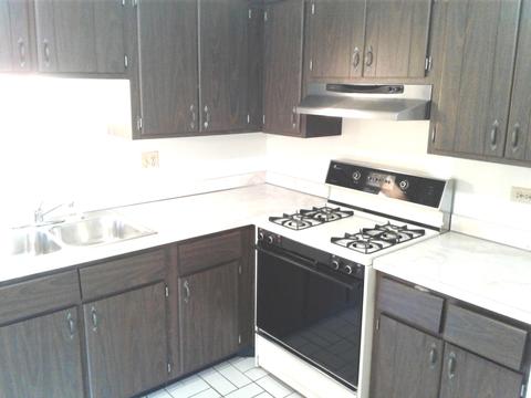 835 Sheldon Ct #C, Wheaton, IL 60189 photo 8