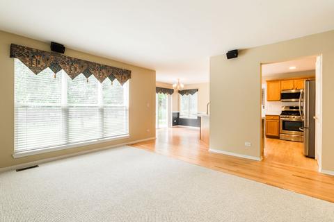 3 Eagle Ct, Streamwood, IL 60107 photo 16