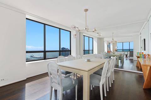 180 E Pearson St #4404, Chicago, IL 60611 photo 5