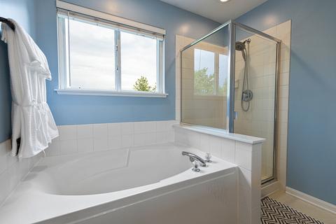 219 Gregory M Sears Dr, Gilberts, IL 60136 photo 17