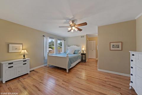 950 Wheaton Oaks Dr, Wheaton, IL 60187 photo 14