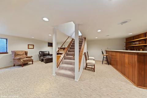 950 Wheaton Oaks Dr, Wheaton, IL 60187 photo 18