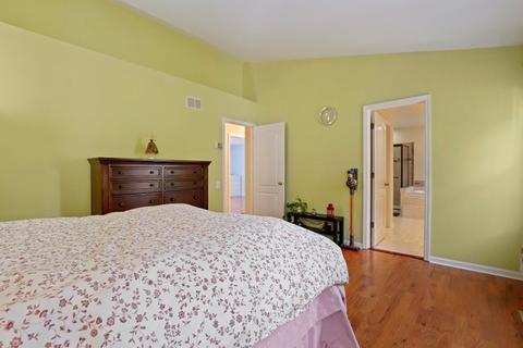 1426 Diamond Dr, Hoffman Estates, IL 60192 photo 13