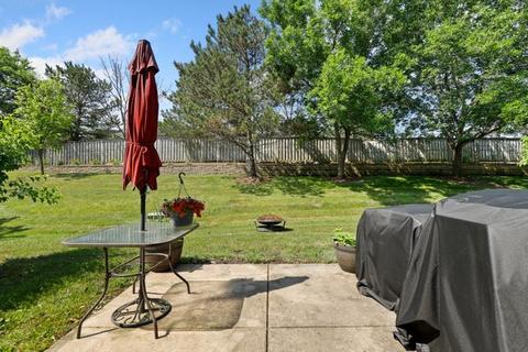 1426 Diamond Dr, Hoffman Estates, IL 60192 photo 22