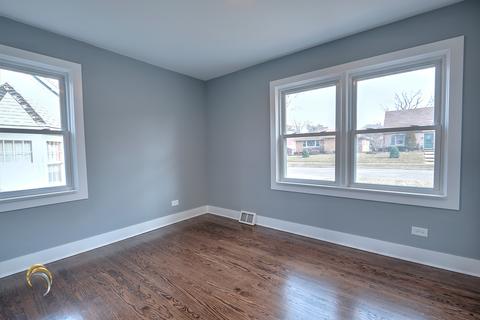592 S Cedar Ave, Elmhurst, IL 60126 photo 15